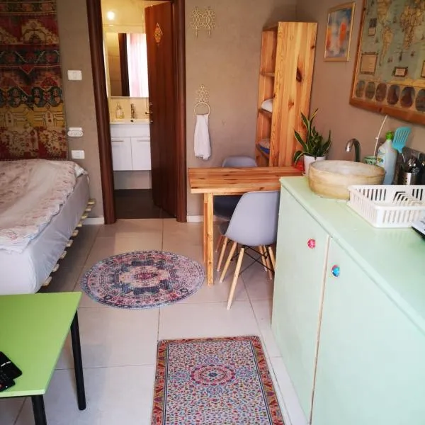 שלווה במדבר, hotel v destinaci Beʼer Ora