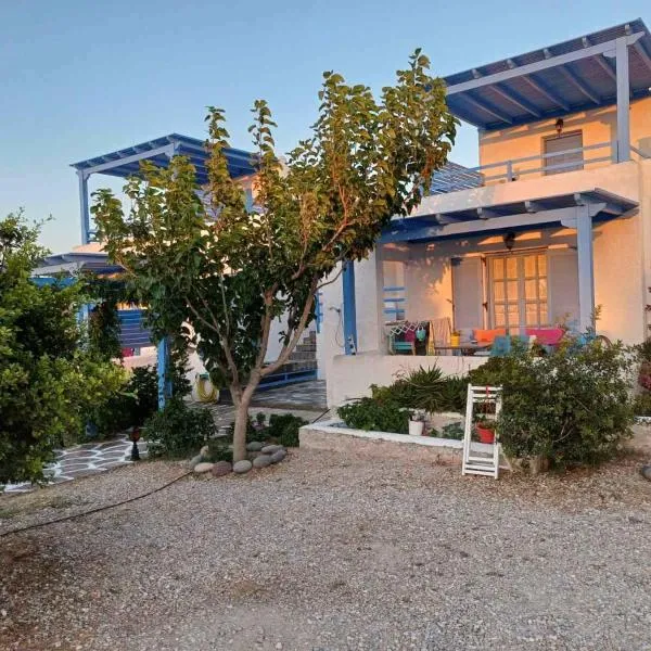 Viesnīca BLUE PARADISE SUITES pilsētā Pachaina