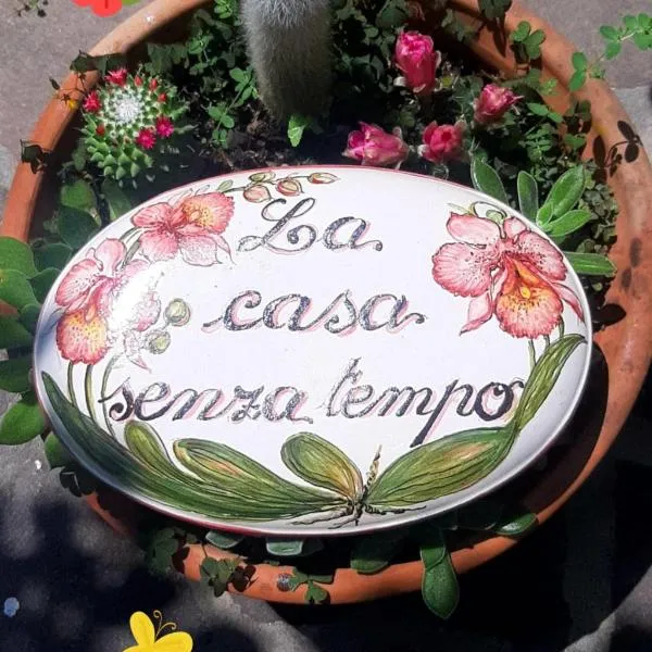 La Casa Senza Tempo, hotel v destinaci Ponsacco