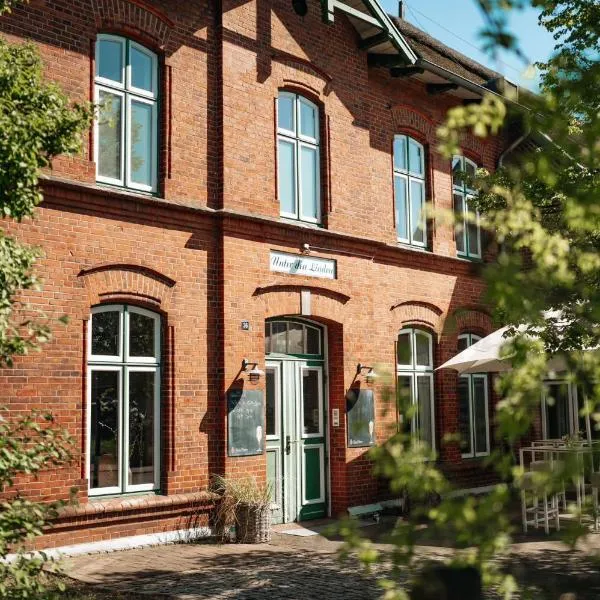 Landgasthof-Unter den Linden, hotel v destinaci Oelixdorf