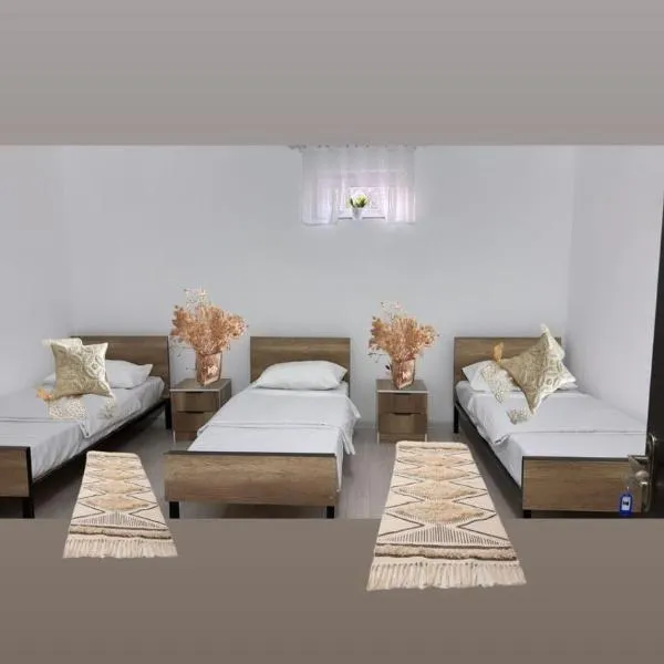 Hostel,halal Хостел,халал, khách sạn ở Tokmok