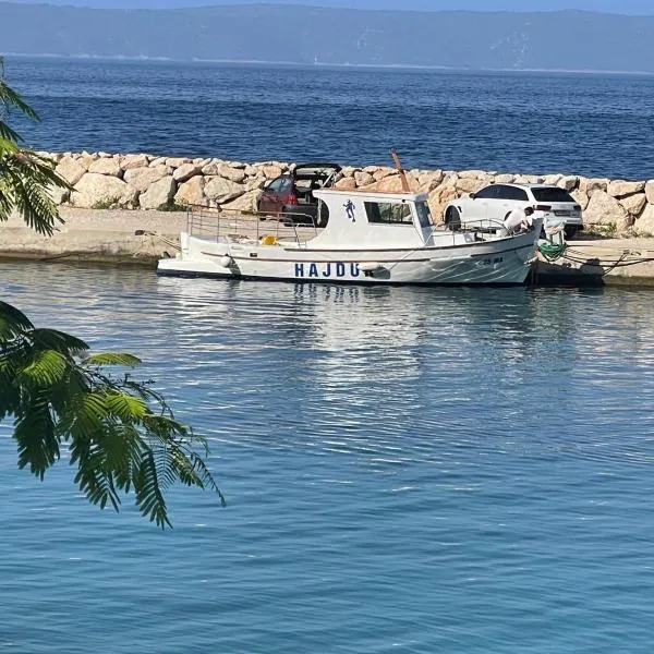 Apartment Porat Drašnice, hotel v mestu Drašnice