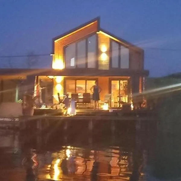 House ThoNi, hotel v destinaci Gornji Štoj
