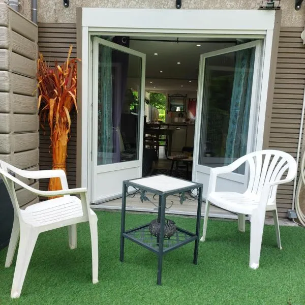 Douce Escale - Agen sud, T2, RDJ, clim réversible, proche ENAP, Hotel in Agen