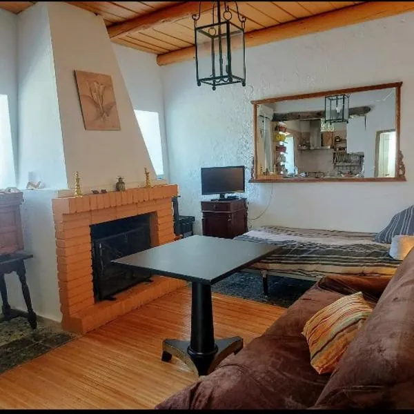 La casita en la Alcornocosa -Sevilla, hotel v destinaci Seville