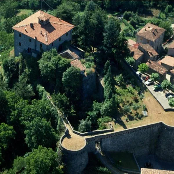 La Rocca di Camporgiano – hotel w mieście Camporgiano