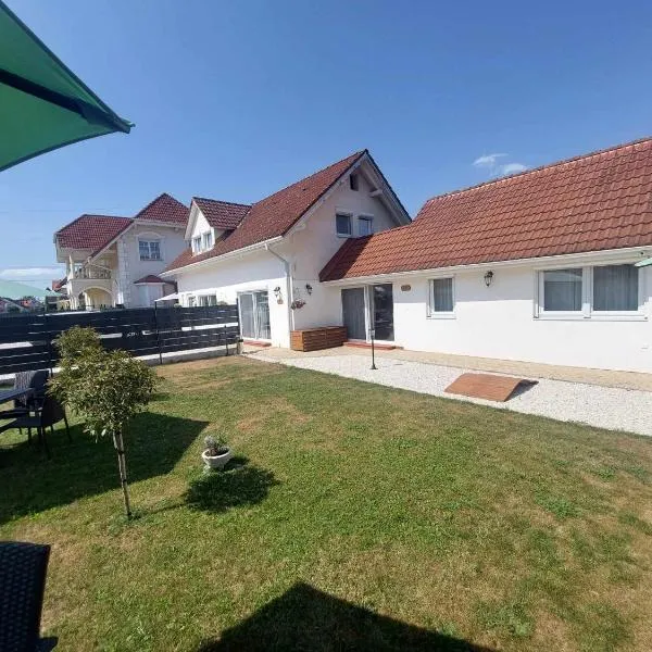 Bük City Apartments - Bük - Bükfurdő, hotel v Büku