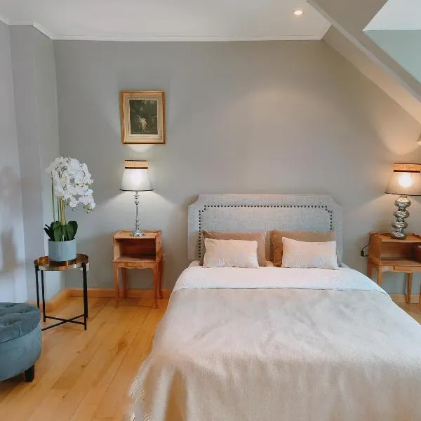 Suite familiale "Le Logis des Ptits Lynx", hotel v destinaci Montain