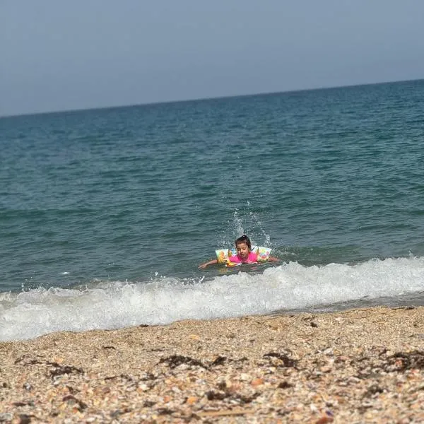 Comforts Plage, hotel en Fnideq