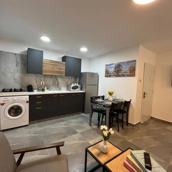 דירת החלומות - 5 דקות נסיעה מהים, отель в Ашкелоне