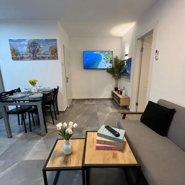 דירת החלומות - 5 דקות נסיעה מהים, hotel in Ashkelon