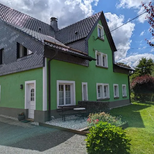 Ferienwohnung grünes Haus Colditz、Colditzのホテル
