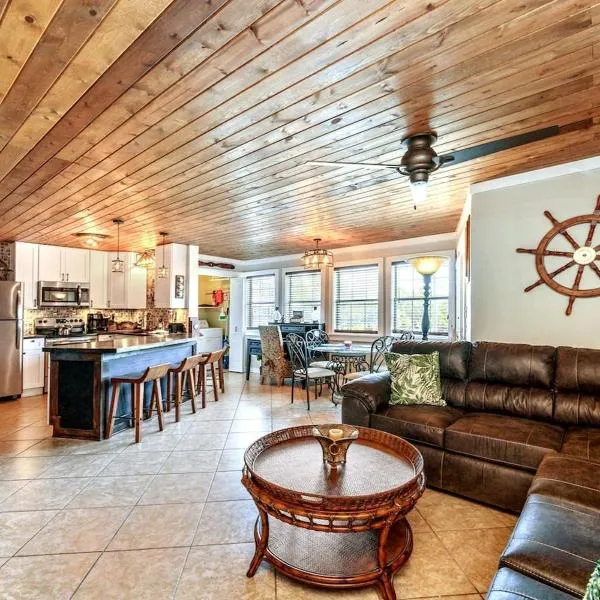 Captains Quarters 3 Comm Pools Pet Friendly, hotell sihtkohas Destin