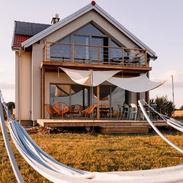 Nasz tatarak - sauna, plaża i kajaki w cenie, hotel in Blanki