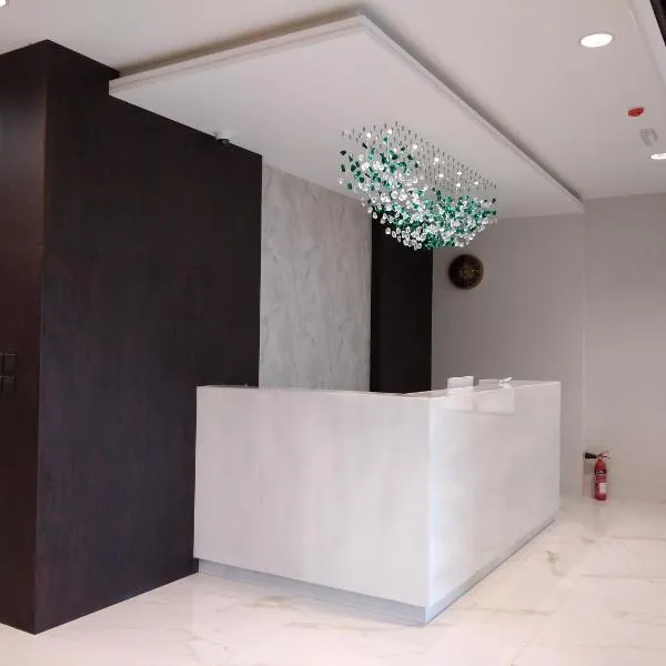 Nebula Hotel, hotel v destinaci Dakm