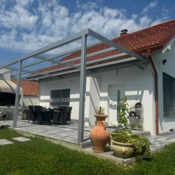 Hiška pri brajdah, hotel v destinaci Videm pri Ptuju
