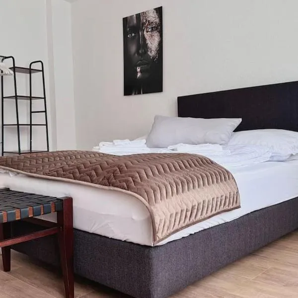 15 Minuten Fußweg zum Stadion und Privatparkplatz, hotel in Dortmund