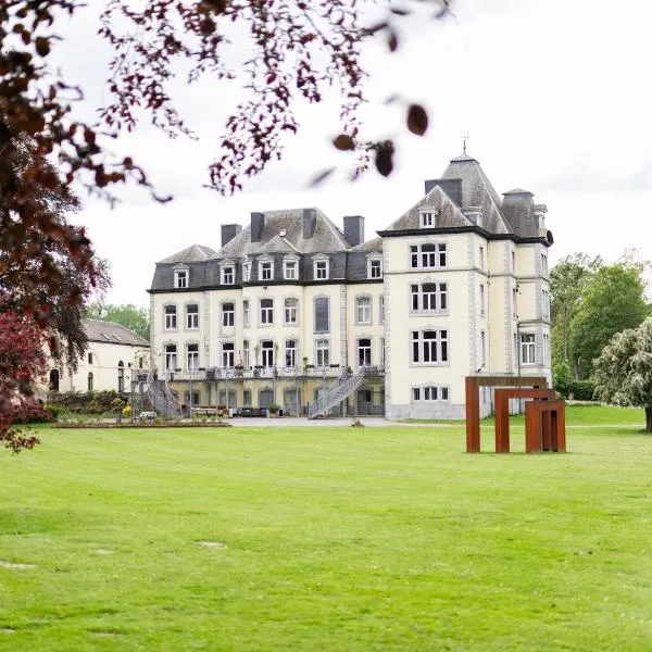 Suite luxueuse au château de Saint Vitu 104, hotel in Tinlot