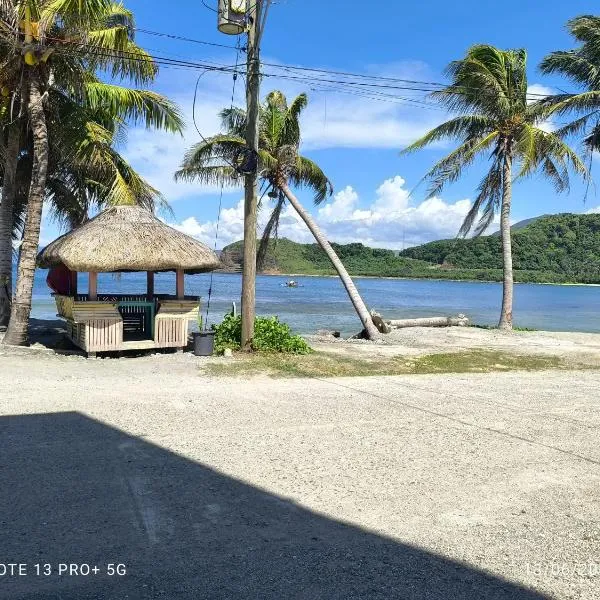 Jay Henry Transient Beach house , A Pagudpud ,BLUE LAGOON BEACH, hotel v destinaci Pagudpud