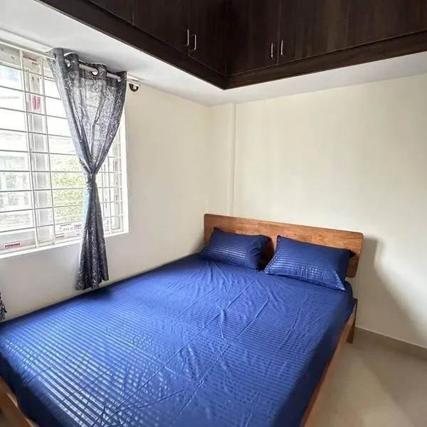 Compact Studio in Haralur Near HSR 1st floor 101, hotel in Bangalore