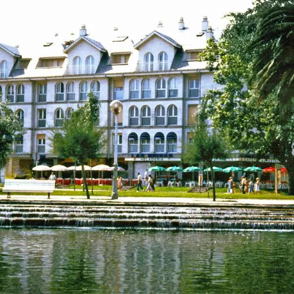 Apartamentos Las Brisas, hotel v destinaci Santander