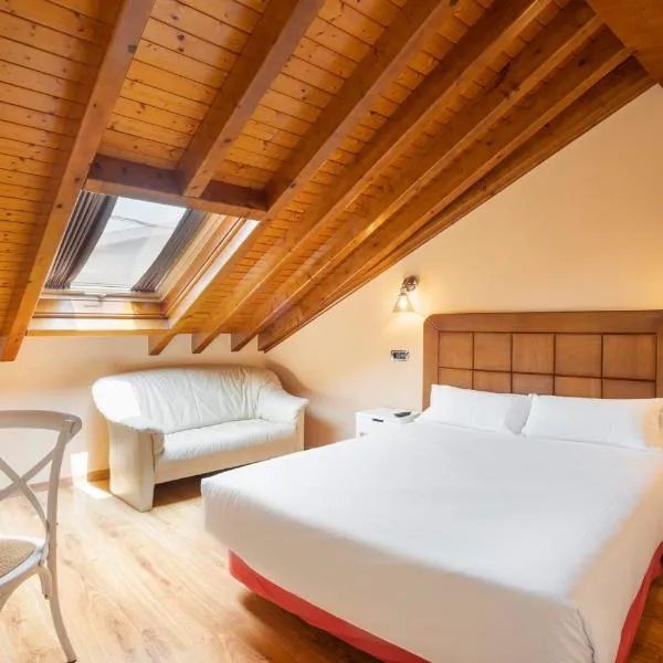 Hotel Alda Lalín, отель в городе Лалин