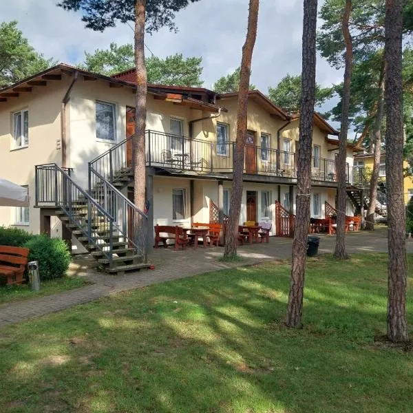 W Sosnach E, hotel en Dziwnówek