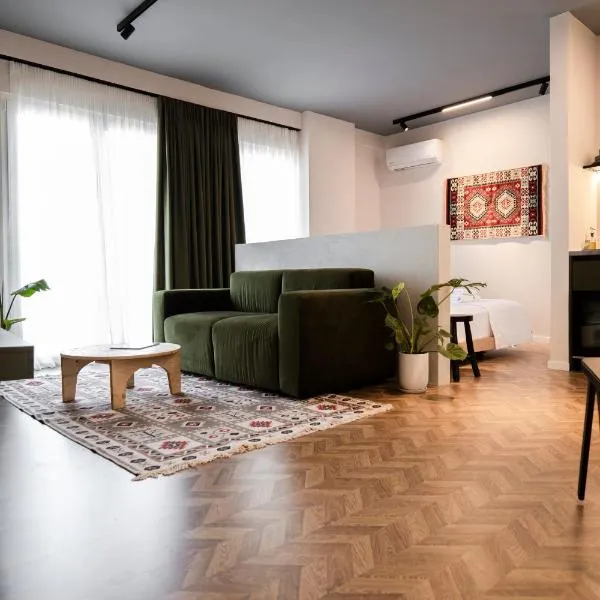 MUZ Studios, hotel in Tirana