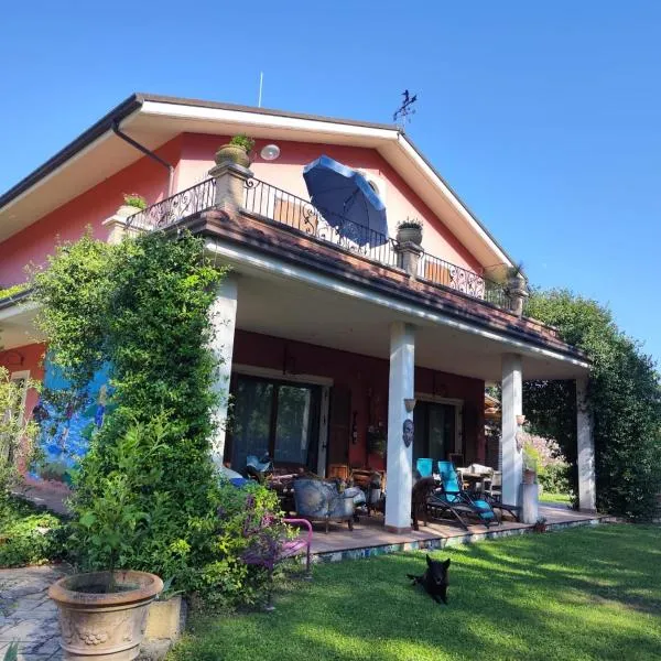 Villa Chiara Affascinante Villino, hotel v destinácii Monsampolo del Tronto