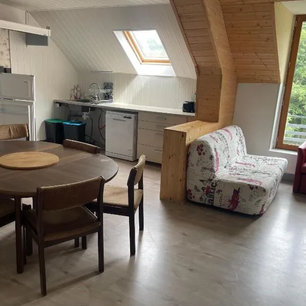 Appartement pour 8 personnes, ξενοδοχείο σε La Bourboule