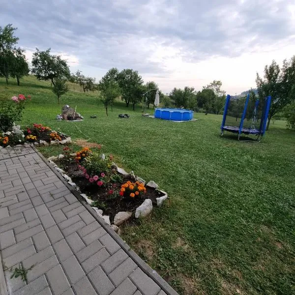 Levender House, hotel v destinaci Dealu