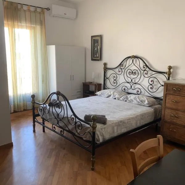Casa Alighieri, hotel v destinácii Montalto Uffugo