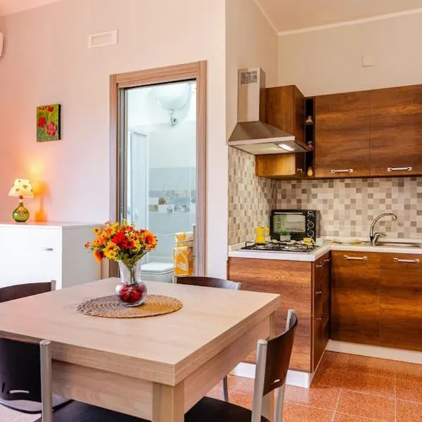 Mare a 200 Mt - Casa Cuore, hotel v destinaci Casello Martucci