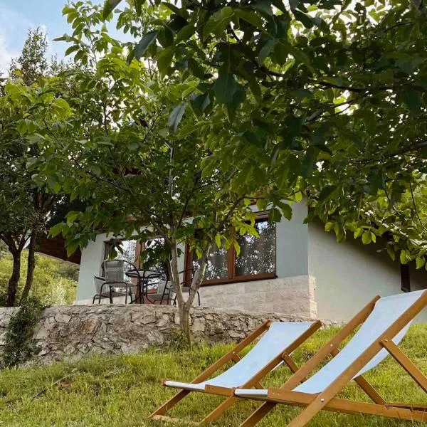 Zvuk tišine Ostrog, hotel v destinaci Nikšič