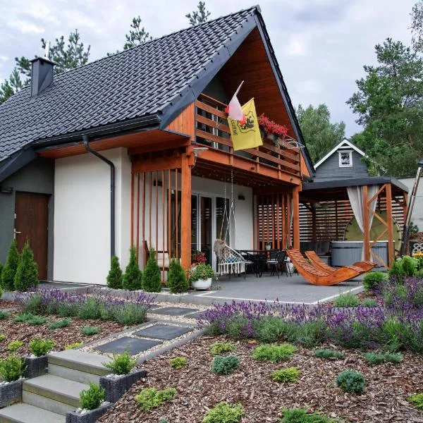 ,,Domek Na Skarpie'' z Balią i basenem letnim, hotel v destinaci Sulęczyno