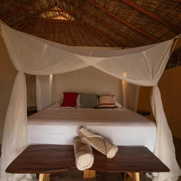 Cabanas Adobe Frente Al Mar, hotel en Puerto Escondido