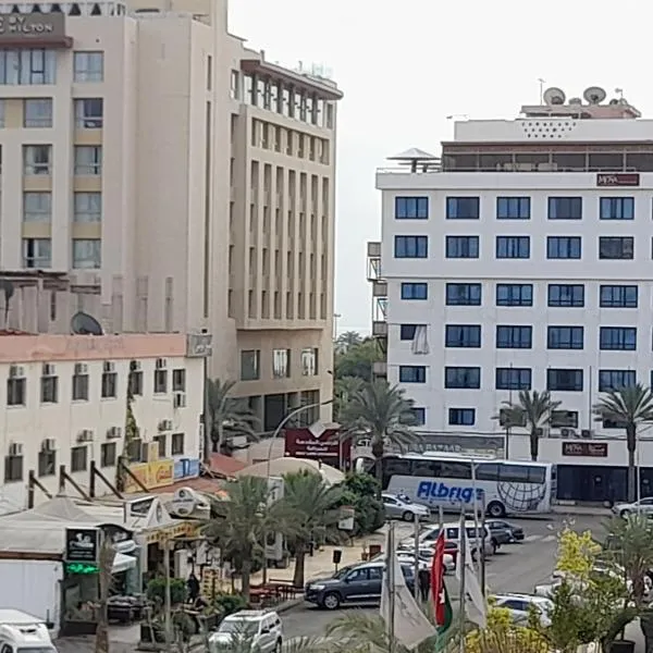 Pizza Street Hostel, hotel in Aqaba