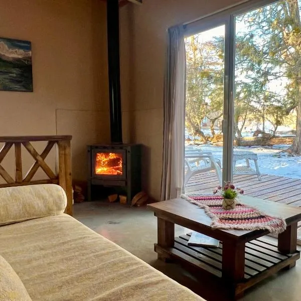 Cabañas La Querencia Tolhuin โรงแรมในตอลวิน