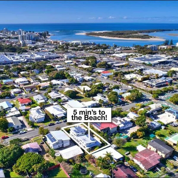 Fully airconditioned, pet friendly, 5mins to beach, hotel em Caloundra