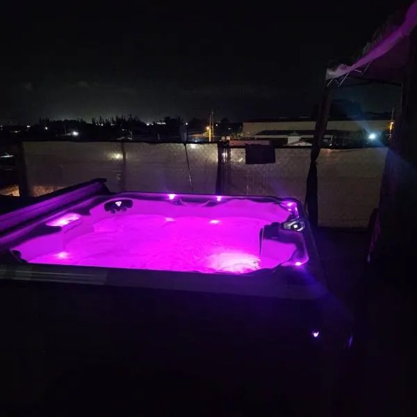 Stargaze Comfort Under the Stars & Arcade Room, hotel v destinaci Aguadilla