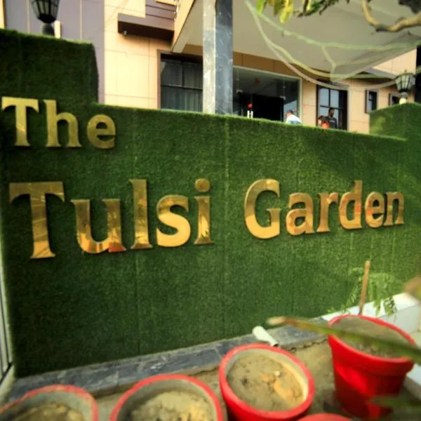 ๋ธ๋ฆฐ๋ค๋ฐ์ ์์นํ ํธํ
Hotel Tulsi Garden Vrindavan