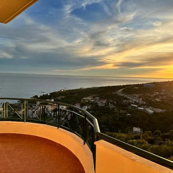 Sunshine Guesthouse Dhermi, khách sạn ở Dhërmi
