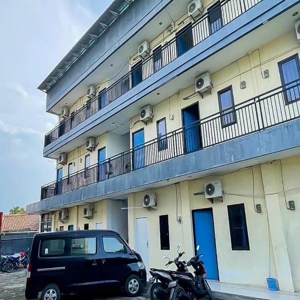 ์น๋ฅด๋ณธ์ ์์นํ ํธํ
Richmond Guest House Cirebon RedPartner