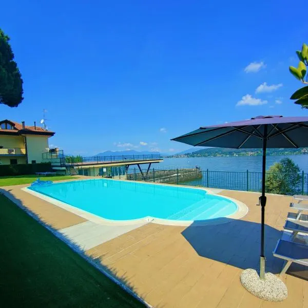 Scarlet Flower - Lago Maggiore, hotel a Meina