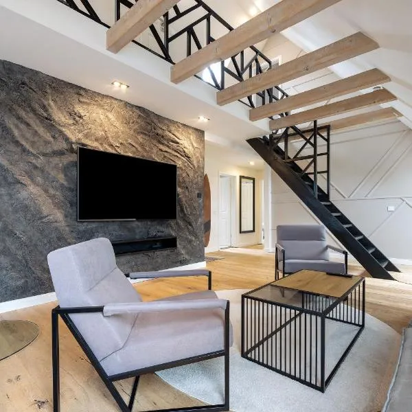 Penthouse Kokorey, hotel in Halstenbek