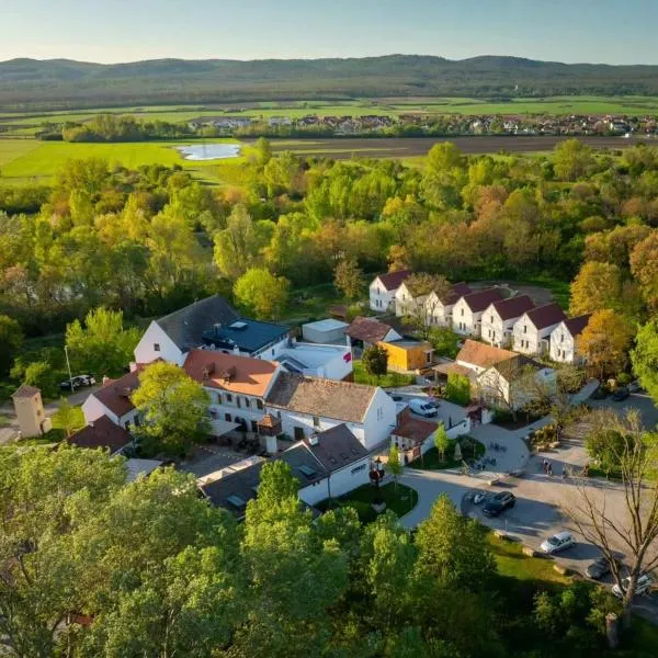 CSELLO MÜHLE OSLIP, Eventlocation, Gastronomie & Nächtigung, hotel v destinaci Oslip