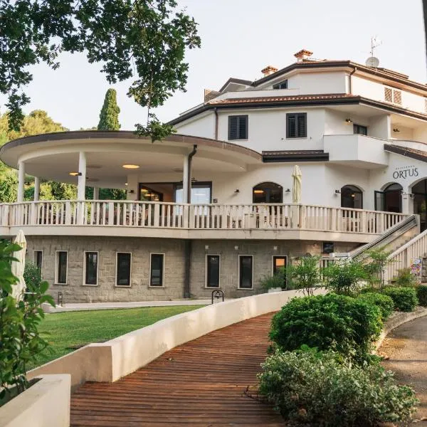 Rezidenca Ortus, hotel v destinaci Ankaran