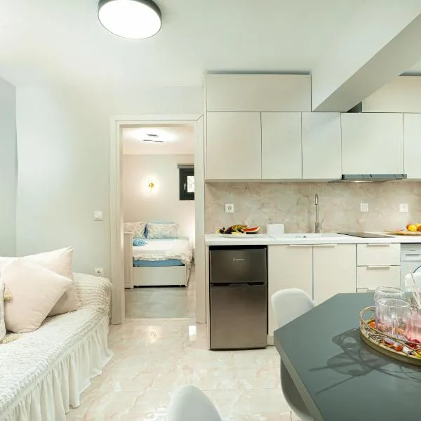 Foxy Summer House, hotel en Alepou
