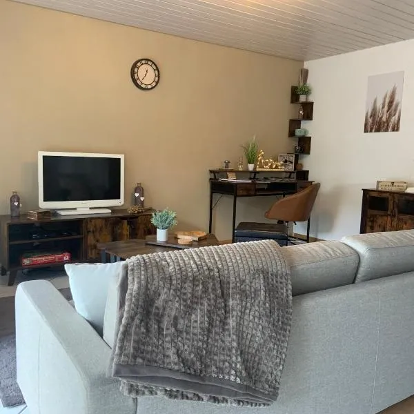 Appartement Sulzbachtal in Lahr, Nähe Europapark, Nähe Rulantica، فندق في لار
