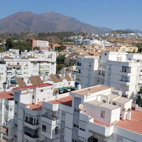 Habitación con Vistas Preciosas en Piso Compartido，位于埃斯特波纳的酒店